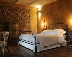 Bed & Breakfast La casa delle grottesche (Cavour, Italia)