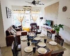 Cijela kuća/apartman Putrajaya Dwiputra Residences 7+2 Pax Family Suite (Putradžaja, Malezija)