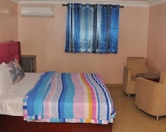 Hotel Folade (Lagos, Nigeria)