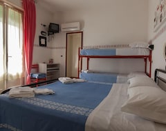 Hotel Mora (Rimini, Italien)