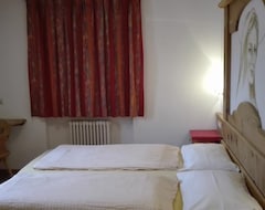 Khách sạn Bait Da Pizabela 1 (Livigno, Ý)