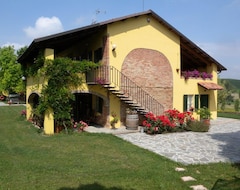 Hele huset/lejligheden Apartment For 4 Persons (Moasca, Italien)