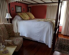 Entire House / Apartment Carriage House At Benjamin W. Best Country Inn (Snow Hill, USA)