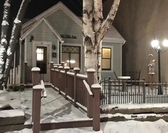 Hele huset/lejligheden Charming Downtown Home (Fairbanks, USA)