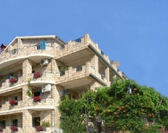 Pensión Apartments and Rooms Drago (Svetistefan, Montenegro)