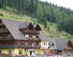 Hotel Moasterhaus (Hirschegg, Austria)