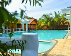 Phi-Phi  & Beach Resort (Morong, Philippines)