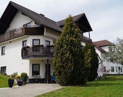 Hele huset/lejligheden Family-friendly Apartment In The Hunsrück Quiet Outskirts Of Külz (Külz, Tyskland)