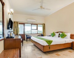 Hotel Treebo Trend Saffron (Chandigarh, India)
