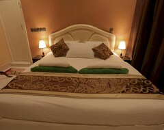 Hotel Gunbaru Inn (Atolón Ari Septentrional, Islas Maldivas)