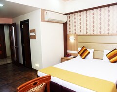Hotel Indiana Inn (Navi Mumbai, India)