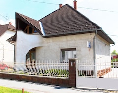 Otel Éva Vendégház (Kaposvár, Macaristan)