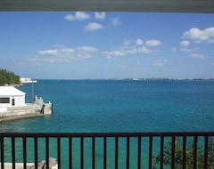 Cijela kuća/apartman Waterfront 2 Bedroom Cottage, Access To Private Beach (Somerset Village, Bermuda)