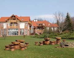 Hotel Kardosfa (Kaposvár, Hungary)