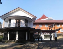 Hotel Jatiluhur Valley Resort (Purwakarta, Indonesia)