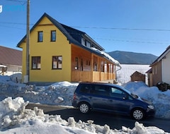 Toàn bộ căn nhà/căn hộ Apartmany Runina 11 (Snina, Slovakia)