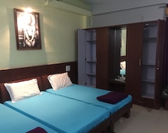 Hotel Maa Padma Residency (Mathura, India)