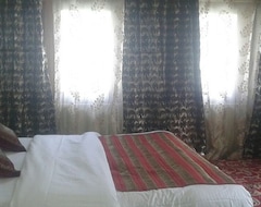 Hotel Royale Jannat (Srinagar, India)
