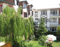 Hotel Royal Star (Srinagar, India)