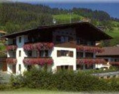 Khách sạn Sonnberg (Brixen im Thale, Áo)