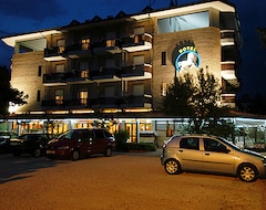 Otel Al Cavallino Bianco (Lignano Sabbiadoro, İtalya)