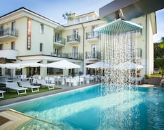 Hotel Eden Garda (Garda, Italia)