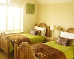 Bed & Breakfast Castle View House Bed and Breakfast (Mullaghmore, Irska)