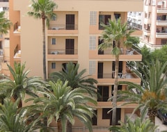 Khách sạn Apartamentos Alamos (Cala Millor, Tây Ban Nha)
