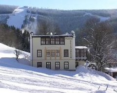 Otel Elisabeth (Špindleruv Mlýn, Çek Cumhuriyeti)