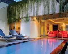Otel Bali Island Villas & Spa (Seminyak, Endonezya)