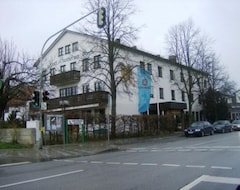 Hotelli Hotel Zum Gockl (Unterföhring, Saksa)