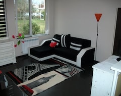 Casa/apartamento entero Black&Red Apartment (Sofía, Bulgaria)