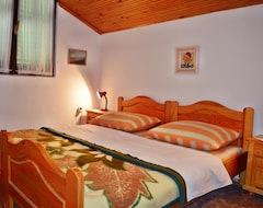 Hotelli Ferienhaus 140904 (Starigrad, Kroatia)