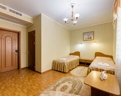Hotel Kiparis (Gelendzhik, Rusya)