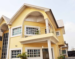 Khách sạn Topaz Lodge (Lagos, Nigeria)