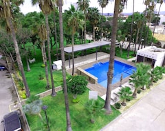 Khách sạn Hotel Sand's (San Luis Potosi, Mexico)