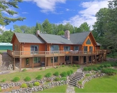 Hele huset/lejligheden Massive & Beautiful Private Lodge On Long Lake! 10,500Sf & 700' Of Shoreline! (Shell Lake, USA)