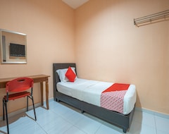 Khách sạn OYO 89328 Sz Hotel (Lumut, Malaysia)
