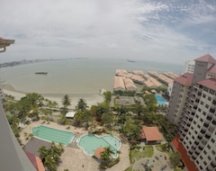 Khách sạn Glory Beach Resort (Port Dickson, Malaysia)