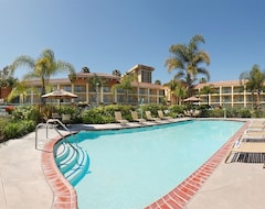 Hotel Cortona Inn & Suites Anaheim Resort (Anaheim, EE. UU.)
