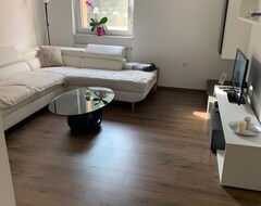 Casa/apartamento entero Apartment #2 Prušnikova With Free Ac And Parking (Liubliana, Eslovenia)