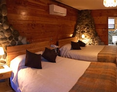 Espacio y Tiempo Hotel de Montaña (La Junta, Chile)