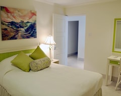 Khách sạn Unit 101, The Condominiums At Palm Beach (Bridgetown, Barbados)