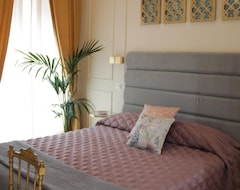 Bed & Breakfast Ingrami Suites (Roma, Italia)