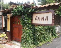 Khách sạn Dona (Koprivshtitsa, Bun-ga-ri)