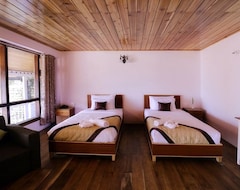 Khách sạn Magpie The Chestnut Retreat (Pelling, Ấn Độ)