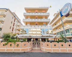 Khách sạn Hotel Losanna (Cérvia, Ý)