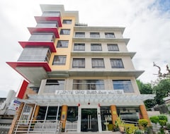 Hotel Oyo 719 Fuente Oro Business Suites (Grad Cebu, Filipini)