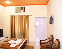 Khách sạn Hotel Goverdhan Tourist Complex (Fatehpur Sikri, Ấn Độ)