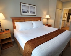 Otel Rivertide Suites (Seaside, ABD)